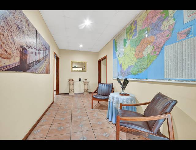 714M² BUSINESS SOLD IN HOUGHTON ESTATE